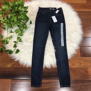 New🌿Rockstar Super Skinny Hight Rise